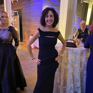 Meet your Posher, Anita